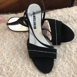 Divitanto Diamonte Sandals.